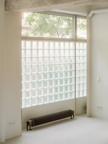 Minimalistyczne mieszkanie, projekt Jorge Borondo + Ana Petra Moriyón 