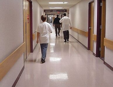 Miniatura: Pracownicy szpitali pracują dłużej niż...