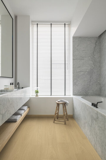 Wodoszczelne panele podłogowe w domowym spa 