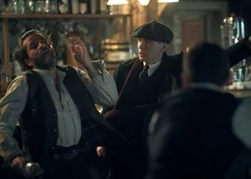 Miniatura: W jakim serialu pojawia się ten bohater?