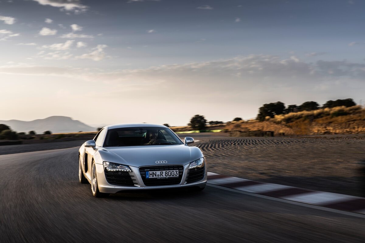 Audi R8 Coupé V10 GT RWD 