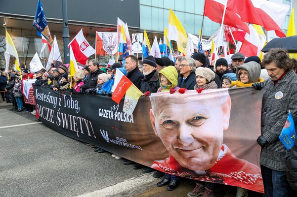Miniatura: Narodowy Marsz Papieski w Warszawie