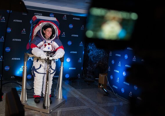 Miniatura: Nowe kombinezony NASA