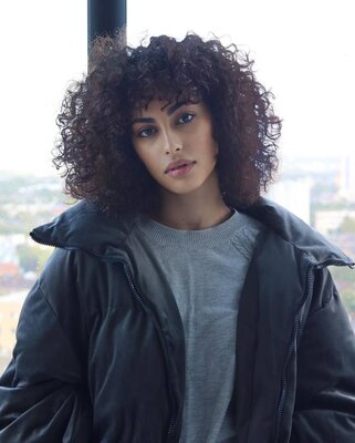 Miniatura: Mina El Hammani – aktorka, która grała...