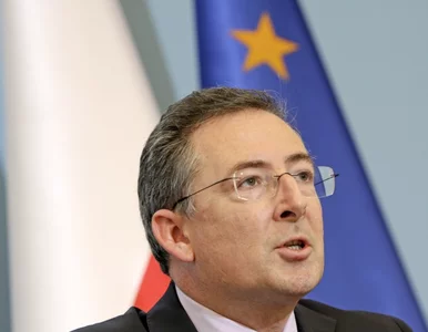 Miniatura: Sienkiewicz bierze ABW