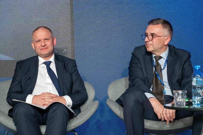 Wiceminister Maciej Miłkowski i prof. Adam Maciejczyk na debacie Wprost