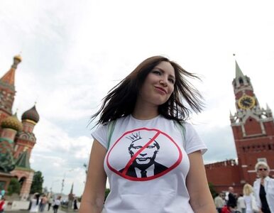 Miniatura: Moskwa: areszt za... spacer pod murami Kremla
