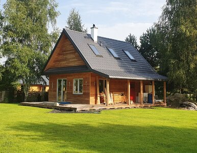 Miniatura: Szturmem podbijają polskie przedmieścia....