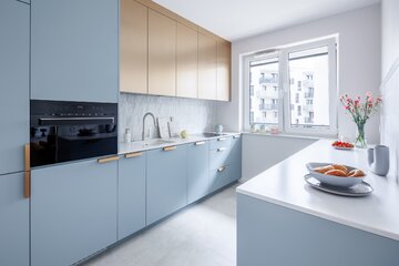 Mieszkanie z błękitną kuchnią 