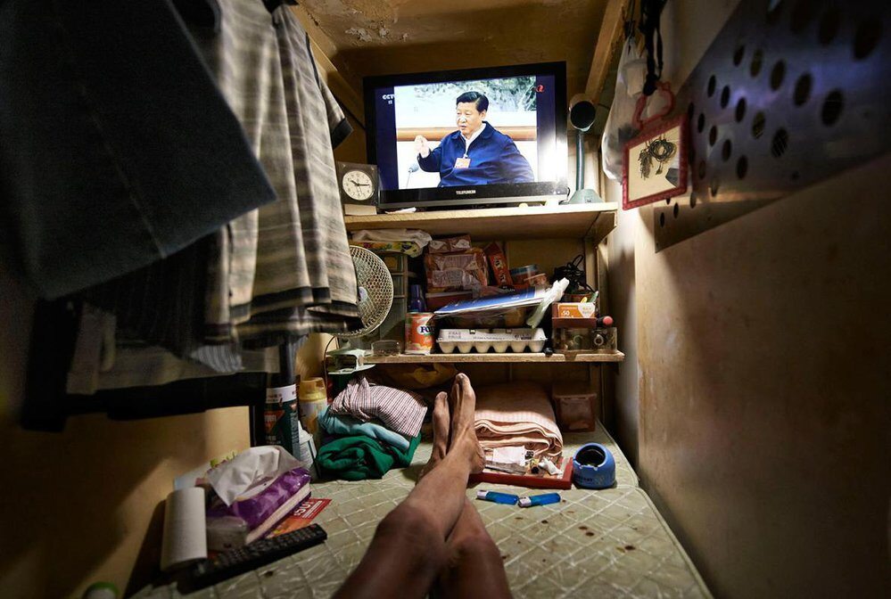 „Trumienne kwatery” w Hongkongu W mini-mieszkaniach w Hongkongu, o metrażu od 5 do 12 m.kw., mieszka nawet 200 tys. osób