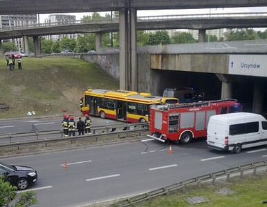 Miniatura: Wypadek autobusu w stolicy z winy kierowcy?