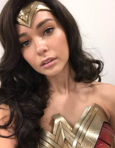 Caitlin Burles