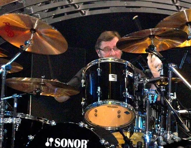 Miniatura: Muzyk AC/DC przyznał się przed sądem do...