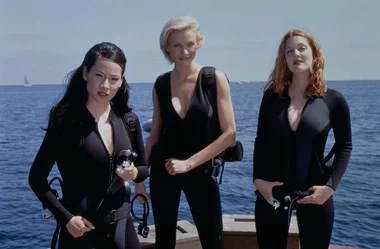 Drew Barrymore, Lucy Liu  i Cameron Diaz w "Aniołkach Charliego"
