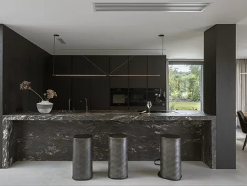 Minimalistyczne wnętrze zaprojektowane przez Arsenowicz Design 