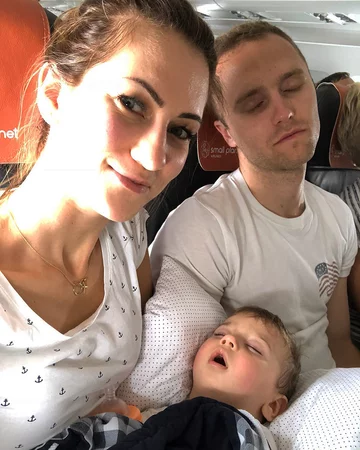 Paweł Zatorski i Agnieszka Zatorska z synem 