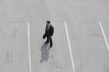 Kadr z&nbsp;filmu &bdquo;High-Rise&rdquo; (2015)