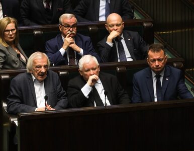 Miniatura: Kulisy posiedzenia komitetu politycznego...