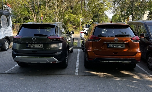 Miniatura: Nissan X-Trail e-POWER 213 KM 4WD