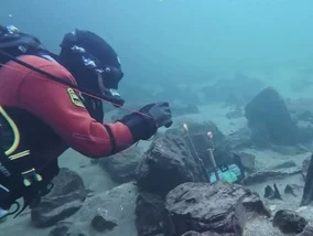 Miniatura: Przez 1700 lat ukrywał się pod wodą....