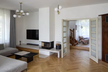 Renowacja willi z lat 30. w Pradze. Projekt Atelier Hajný 