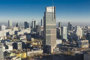 Warsaw Trade Tower Warsaw Trade Tower w rękach Globalworth