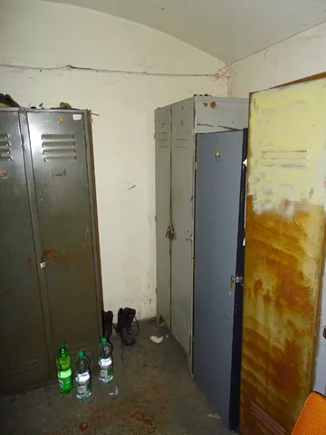 Wnętrza komisariatu policji 