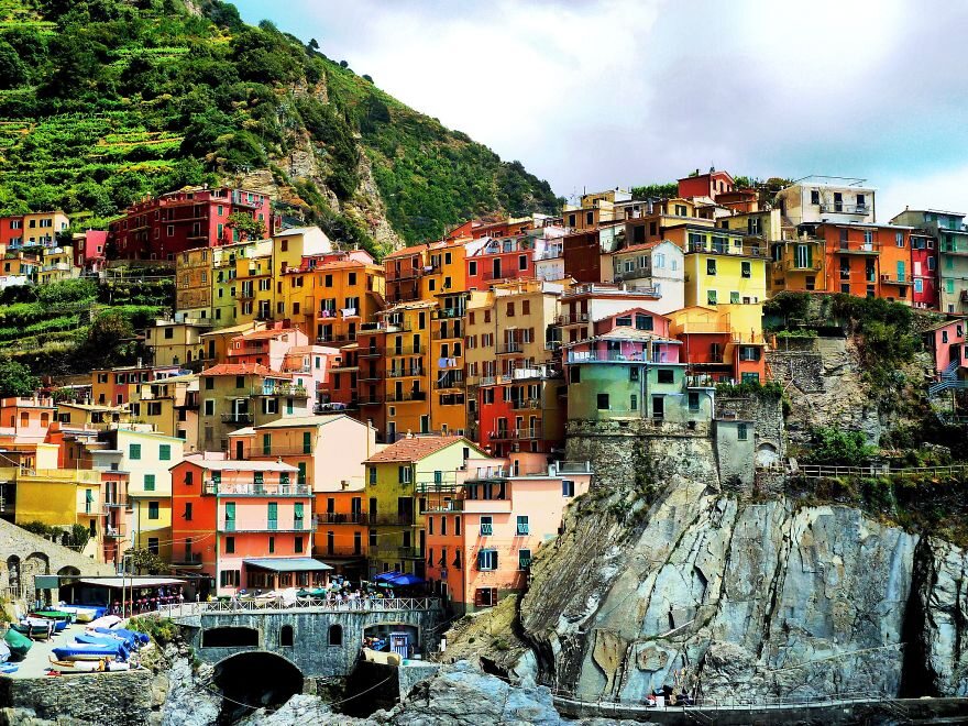 Vernazza, Włochy boredpanda.com