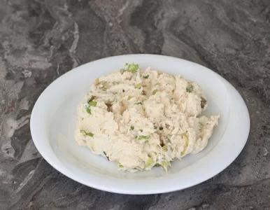 Miniatura: Sałatka Ewy Wachowicz wygrywa z jarzynową....