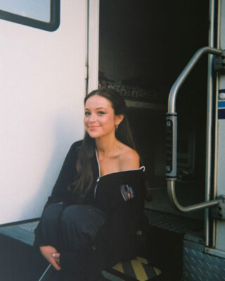 Miniatura: Poznajecie, czyja to córka? Matkę tej...