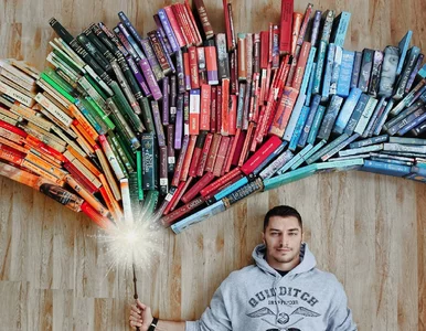 Miniatura: Zdjęcia z książkami hitem Instagrama. Jak...