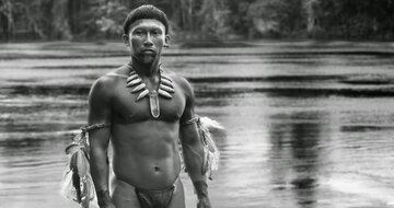 Kadr z&nbsp;filmu &bdquo;W objęciach węża / El Abrazo de la Serpiente&rdquo; (2015)