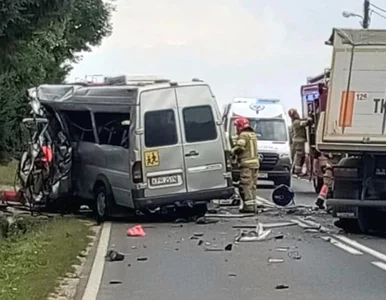 Miniatura: Tragiczny wypadek w Małopolsce. Dwie osoby...