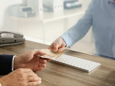 Miniatura: Lokaty bankowe na pół roku. „Siódemki"...