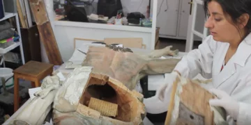 Rzeźba Jezusa okazała się "kapsułą czasu" 