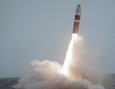 Miniatura: Iran testuje rakiety o zasięgu... 300...