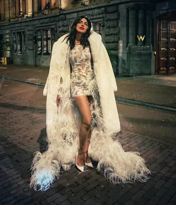 Priyanka Chopra podzieliła się zdjęciami na swoim Instagramie 