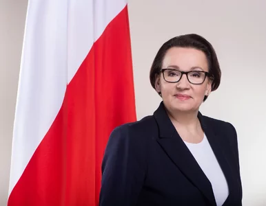 Miniatura: Transformacja, cyfryzacja i biurokracja –...