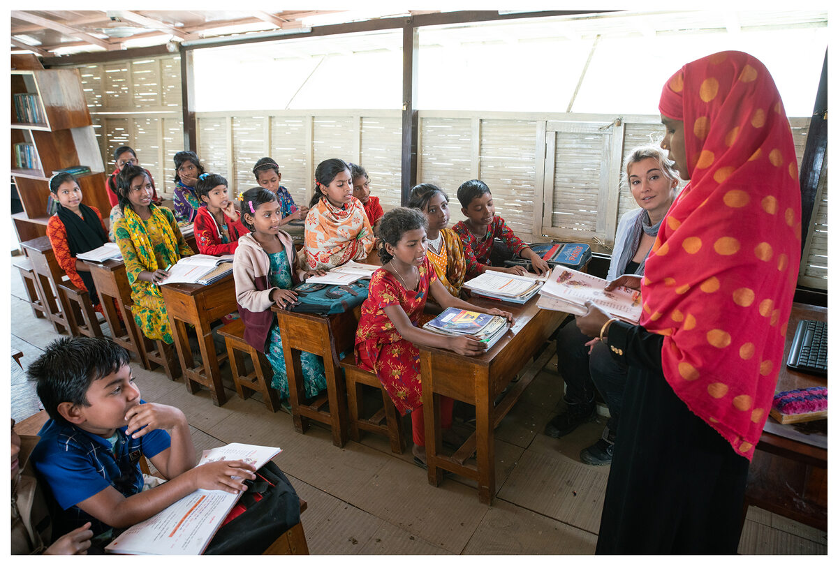 Martyna Wojciechowska w szkole w Bangladeszu 