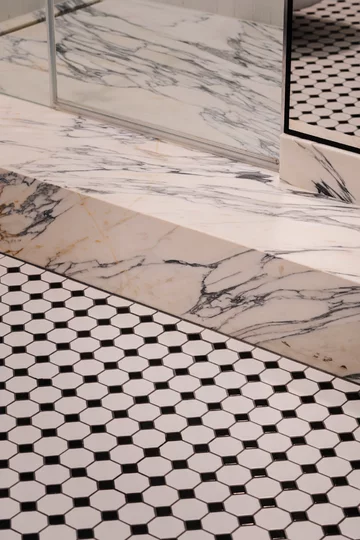 Wysmakowany apartament w poznańskiej kamienicy, projekt Maria Jachalska 