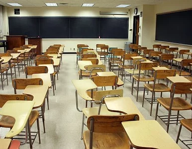 Miniatura: Ruszają studia w zakresie czystych...