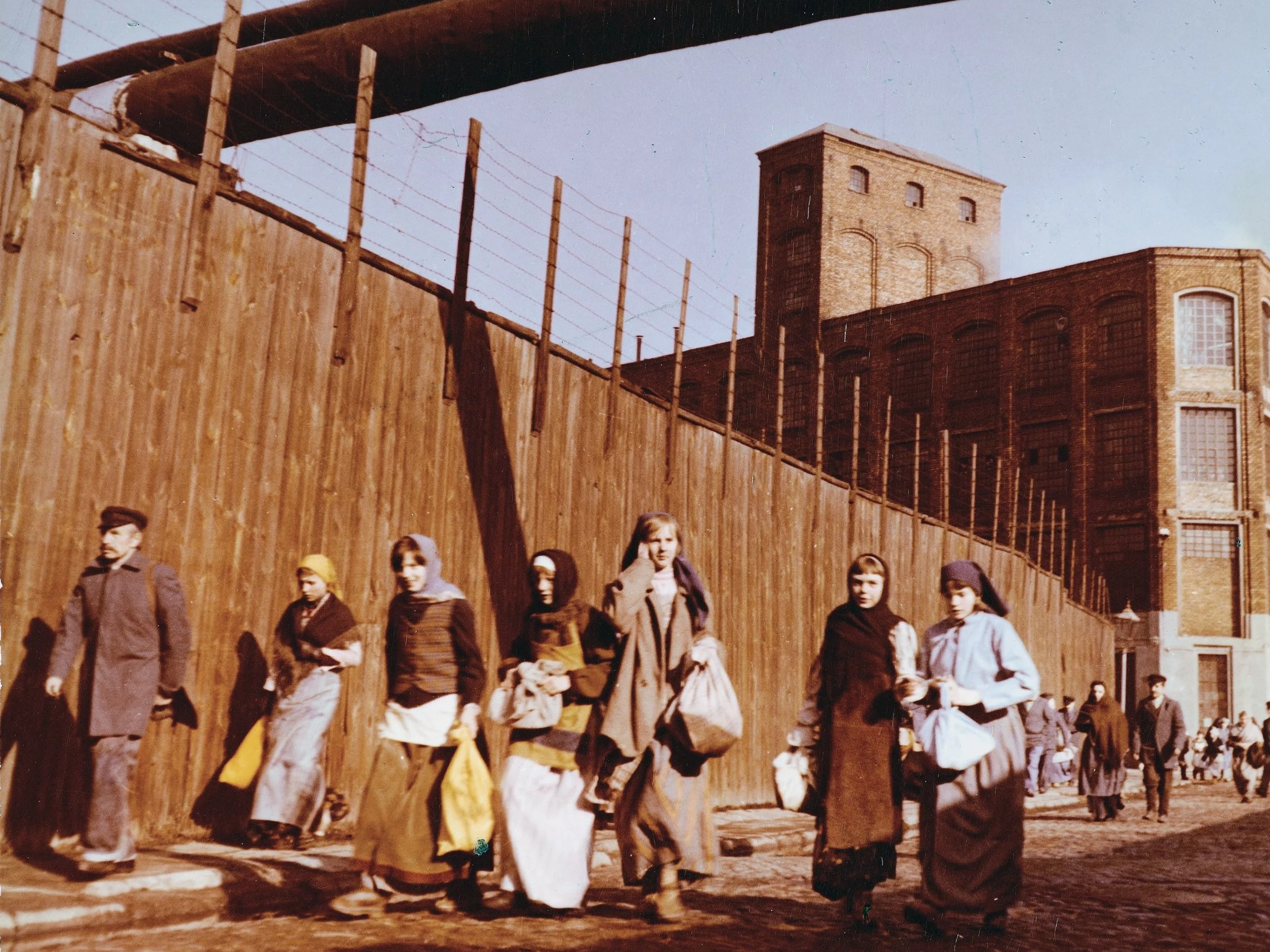 Jesteś miłośnikiem polskiego kina? Zgadnij, jaki wyraz usunęliśmy z tytułu