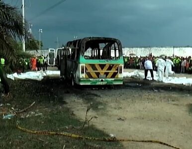 Miniatura: Autobus z dziećmi spłonął w Kolumbii....