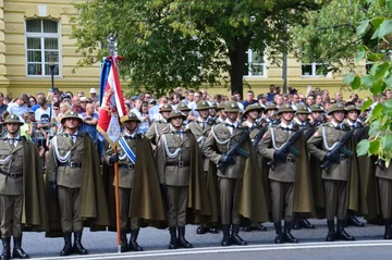 Defilada z okazji Święta Wojska Polskiego 