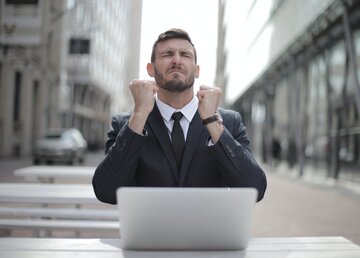 Wygrana online, zdjęcie ilustracyjne