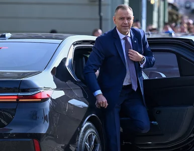 Miniatura: Wrze po ruchu Nawrockiego. Sikorski grzmi....