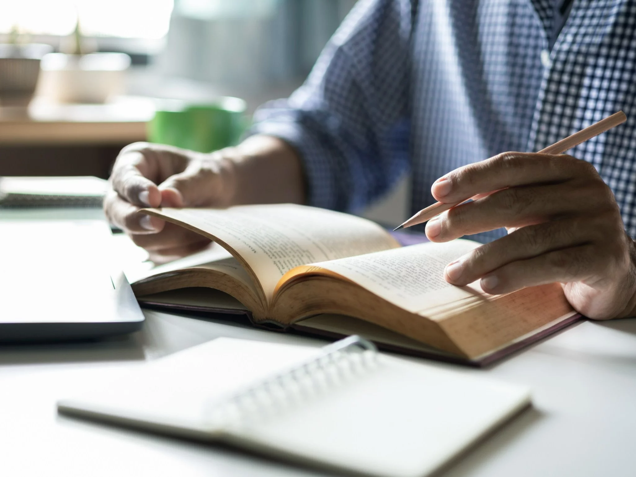 10 trudnych zwrotów i wyrazów. Czy wiesz, jak je zapisać?