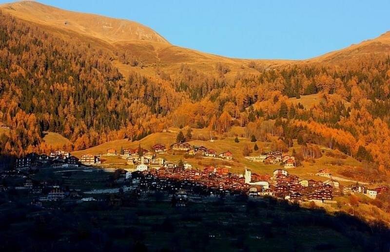 Miejscowość Albinen w Szwajcarii 