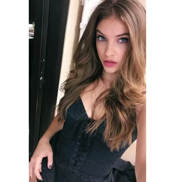 Barbara Palvin 