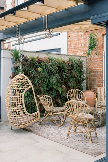 Wnętrza w wakacyjnym klimacie, projekt Red Deer downloadfor.press, Red Deer